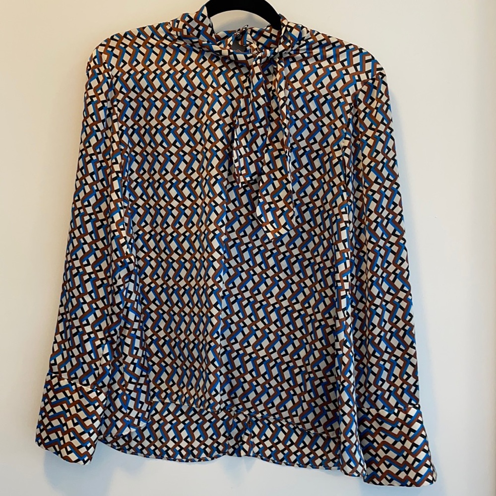 ** 3 FOR $30 **  Print Blouse 💙